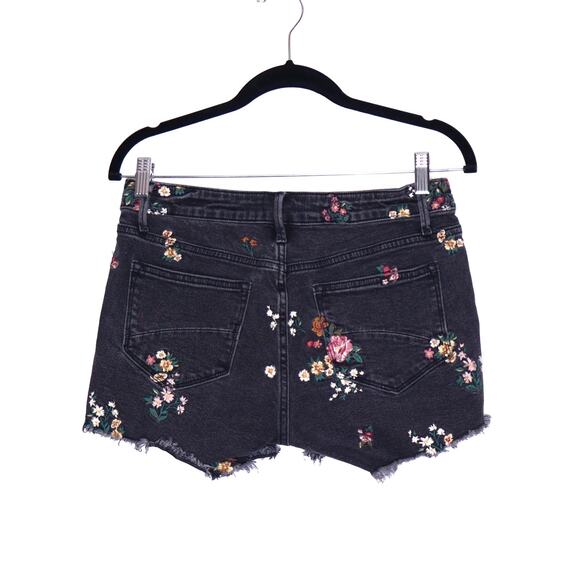 DRIFTWOOD Connie Shorts Whiplash Black Floral Embroidered Denim Women's 26 - Picture 4 of 11